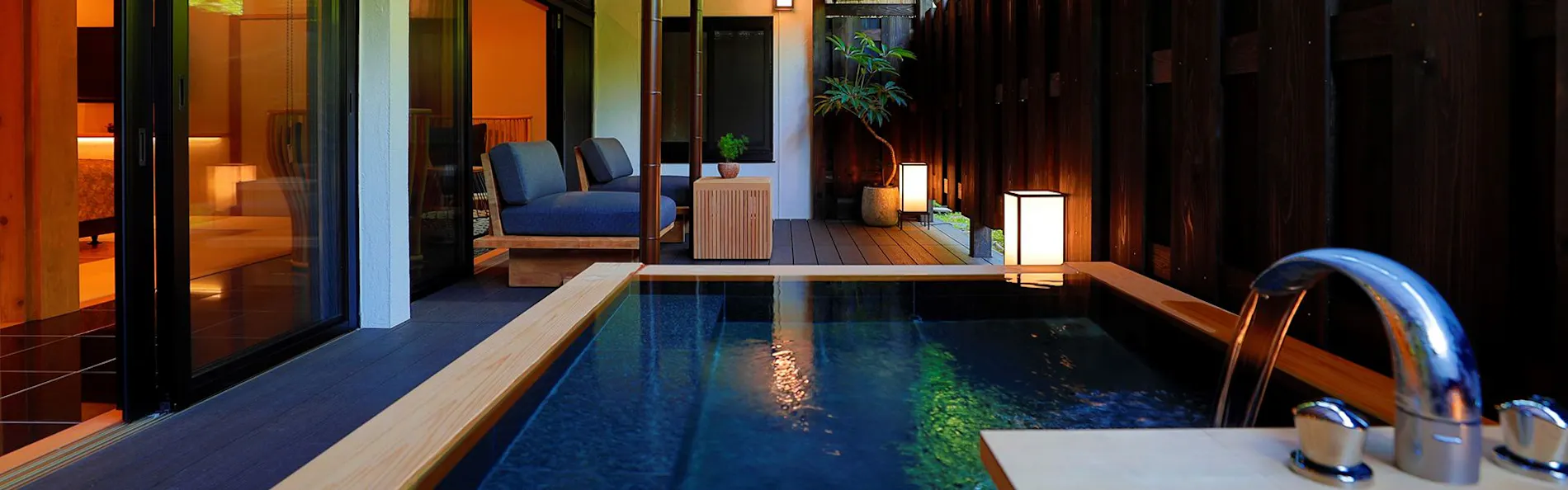 坂聖・玉樟園(旧:玉樟園新井)