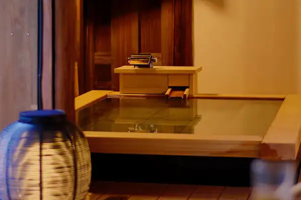 ห้องอาบน้ำกลางแจ้งส่วนตัว