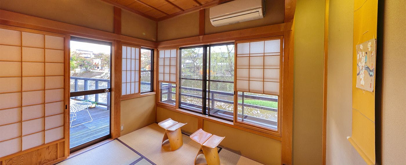本陣平野屋　花兆庵
