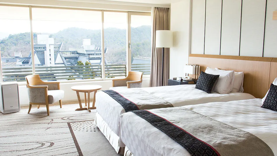 The Prince Kyoto Takaragaike, Autograph Collection