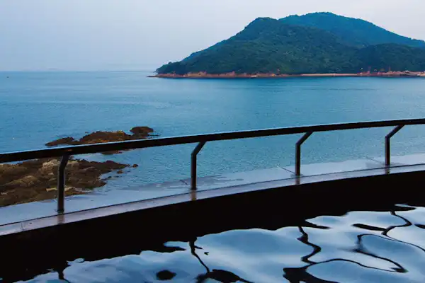 น้ำพุร้อน