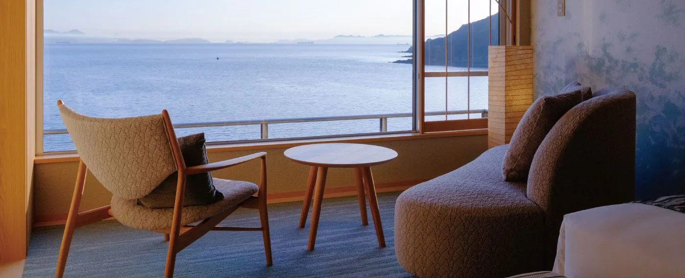 ห้องโอเชียนเอ็กเซ็กคิวทีฟพร้อมอ่างอาบน้ำกึ่งเปิดโล่ง