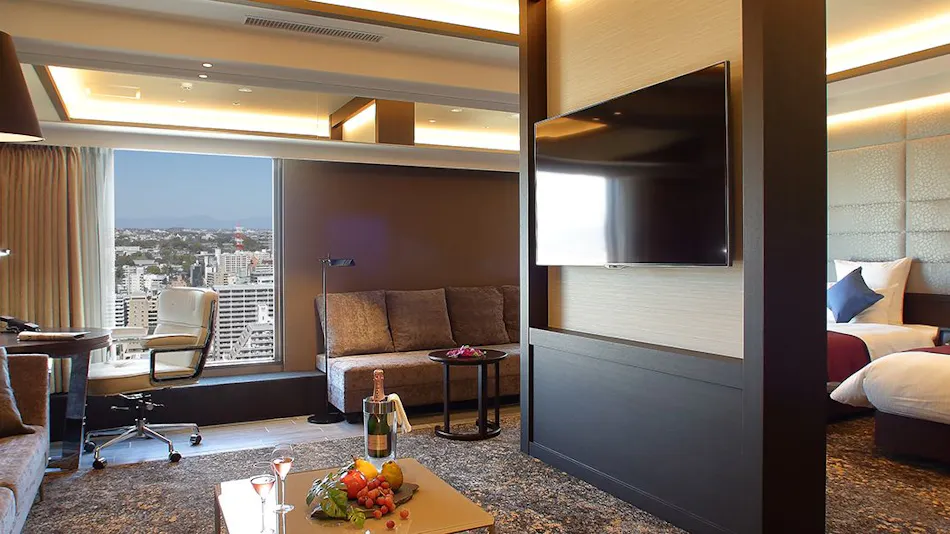 ANA Crowne Plaza Hotel Kumamoto New Sky