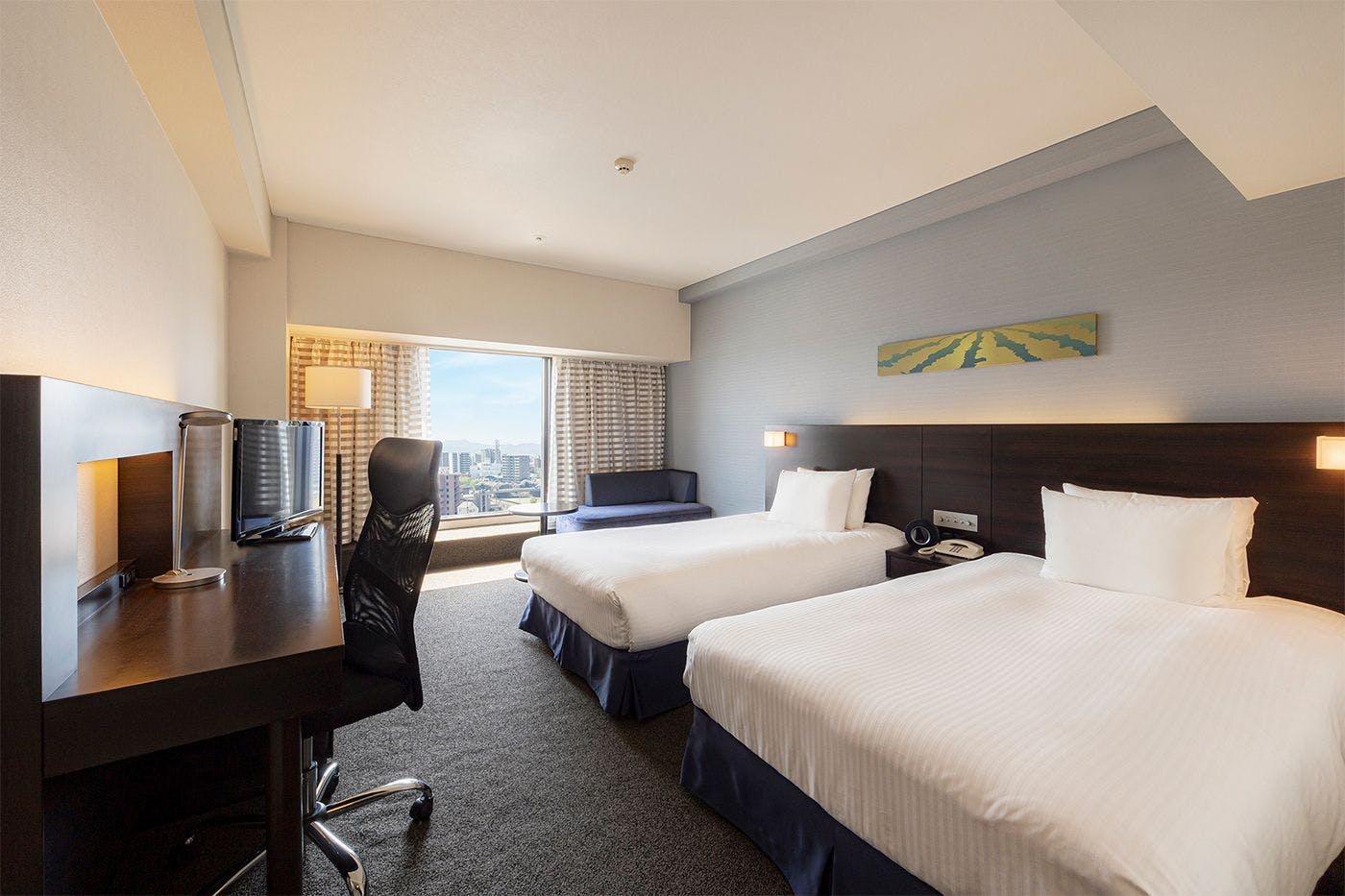 ANA Crowne Plaza Hotel Kumamoto New Sky