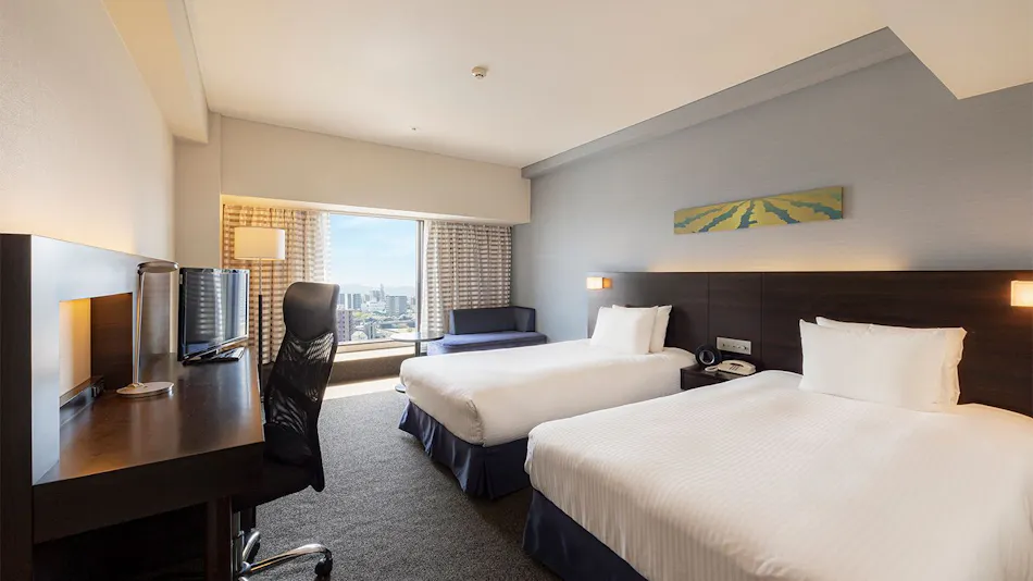 ANA Crowne Plaza Hotel Kumamoto New Sky