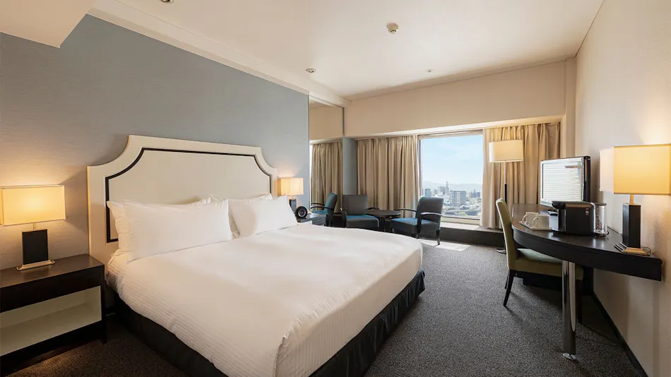 ANA Crowne Plaza Hotel Kumamoto New Sky