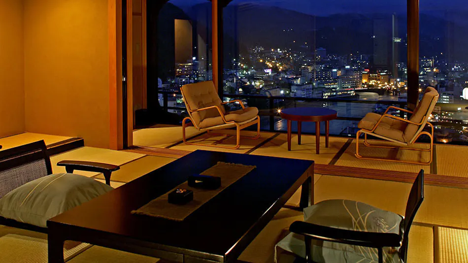 Gero Onsen Koyoi Tenku ni Asobu Shogetsu