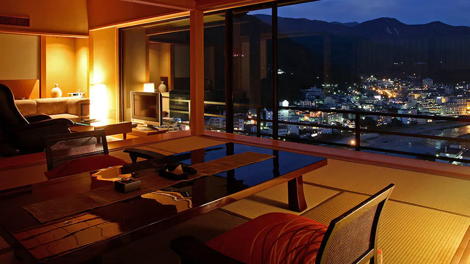 Gero Onsen Koyoi Tenku ni Asobu Shogetsu