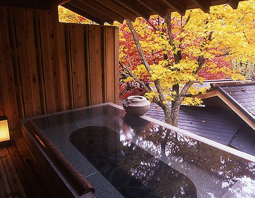 Gero Onsen Koyoi Tenku ni Asobu Shogetsu