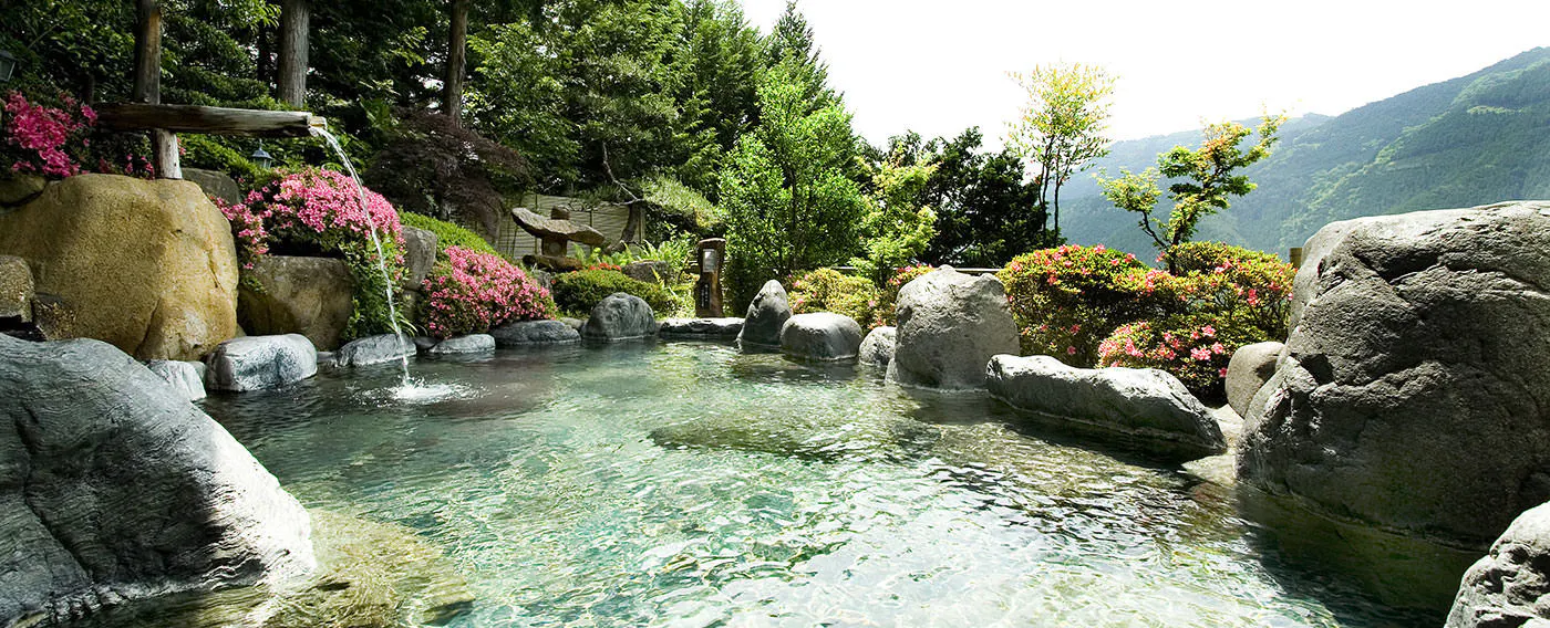 น้ำพุร้อน・อ่างอาบน้ำ