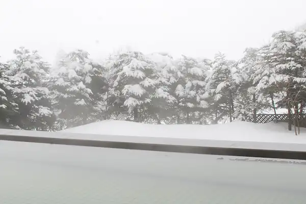 บ่อน้ำพุร้อนกลางแจ้ง