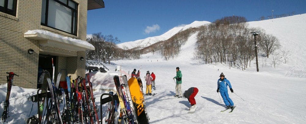 二世古安努普利國際滑雪場（飯店前滑雪道）