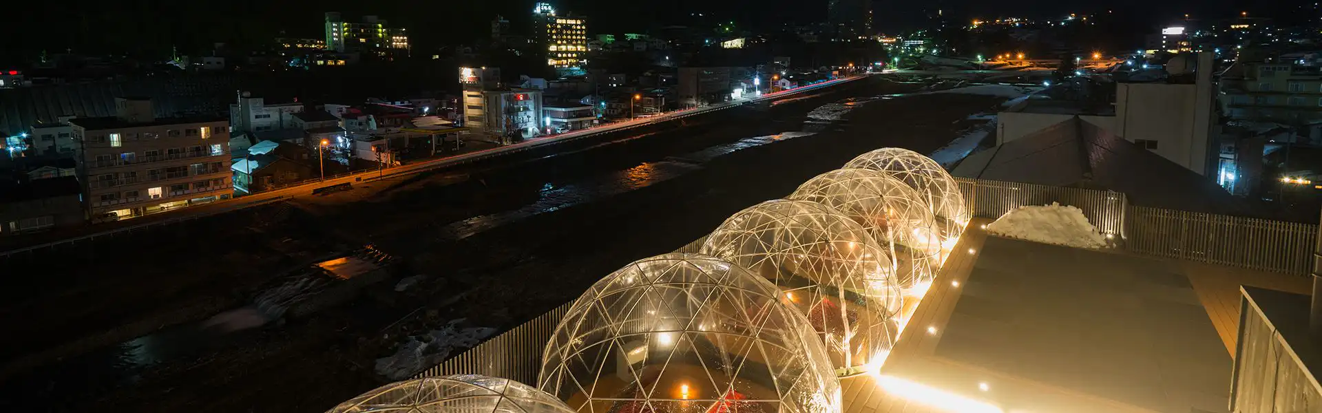 ルーフトップバー雪月花