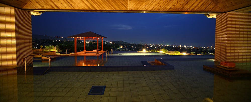 大展望露天風呂「棚湯」　夜