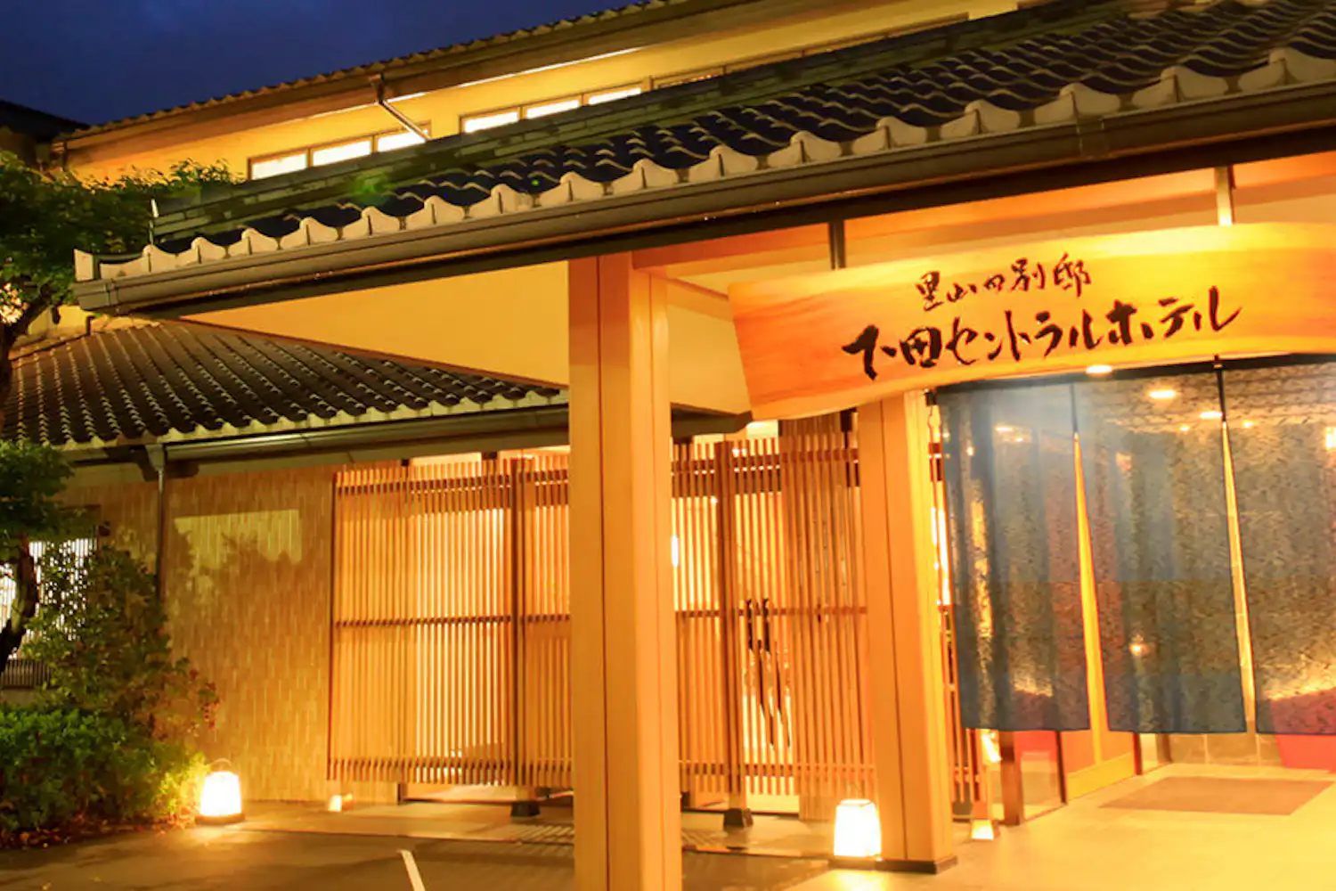 ภายนอกอาคาร