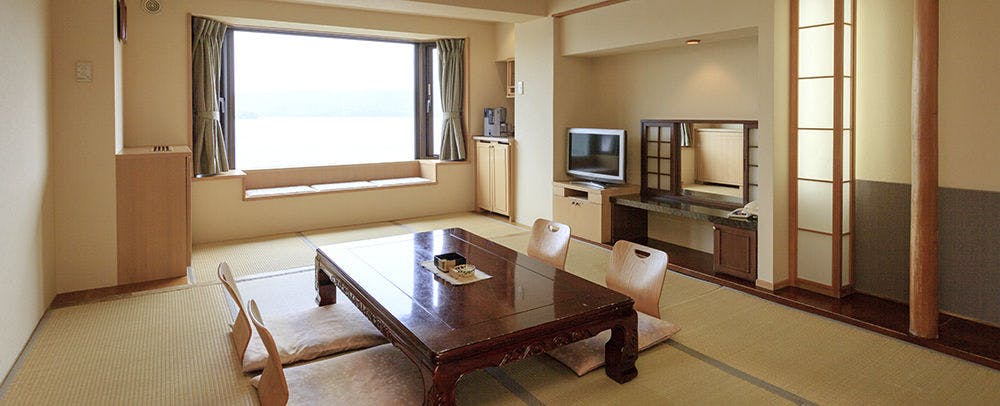 THE FOREST AKAN TSURUGA RESORT