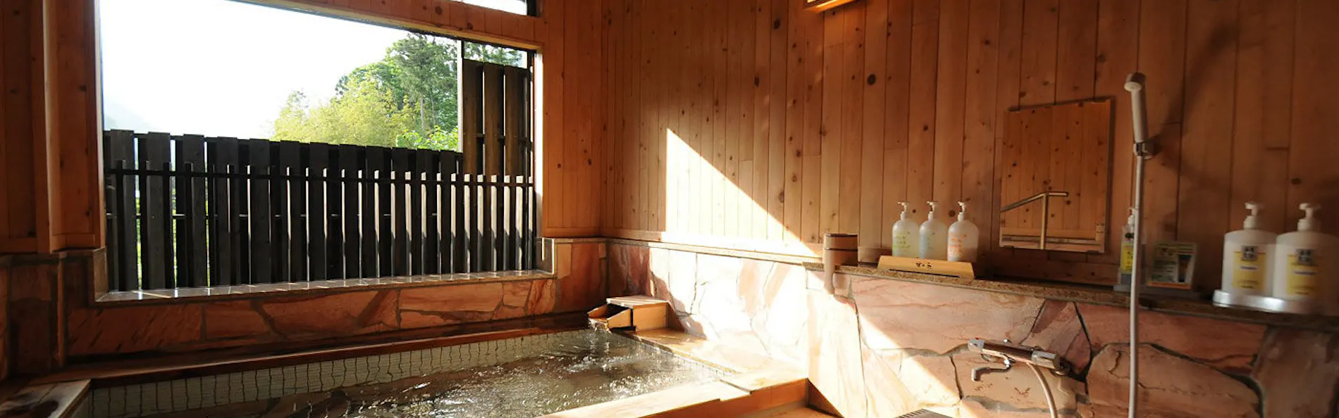 谷川温泉 やど莞山-KANZAN-