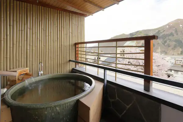 น้ำพุร้อน