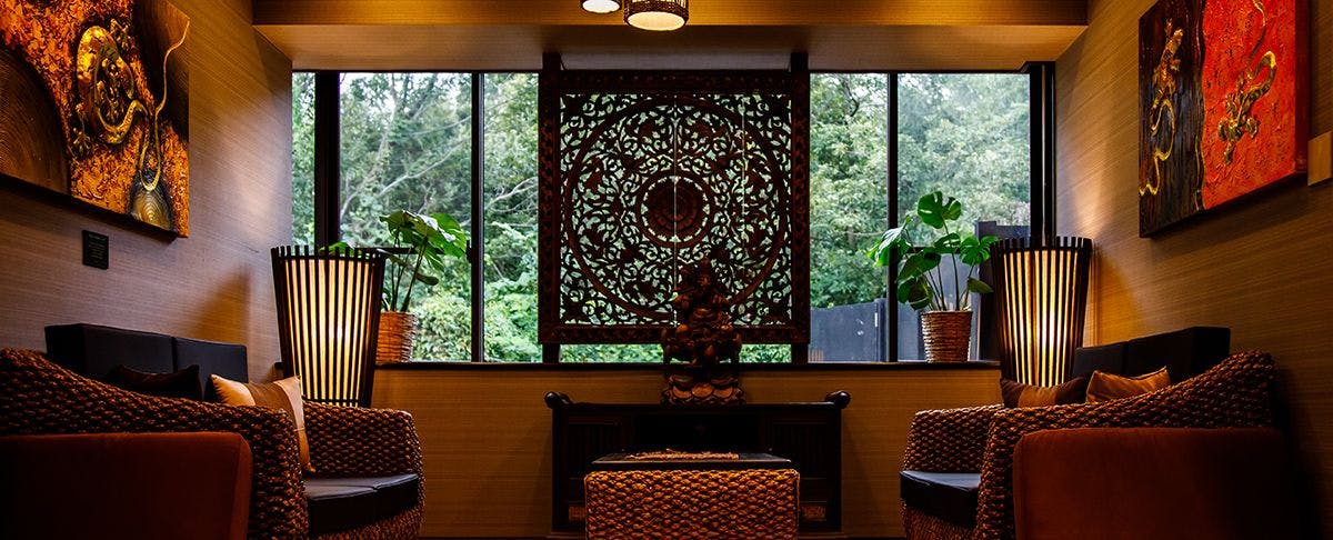 充滿異國情調的空間，展示巴厘島的繪畫和布料（別館Gratis）