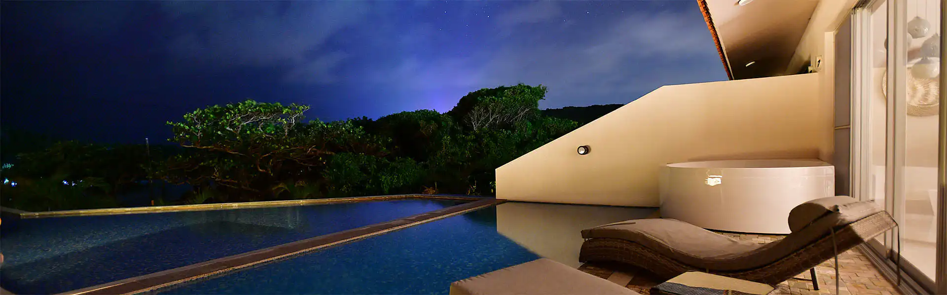 プライベートプール