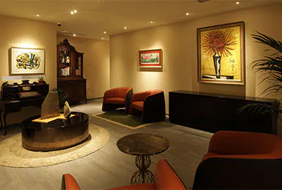 อาคารหลัก