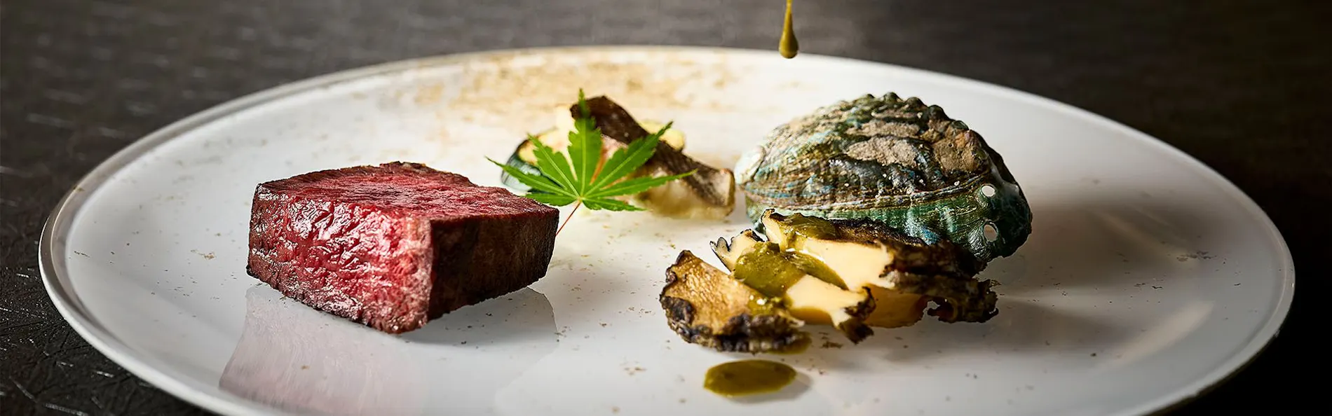 和歌の浦温泉 萬波 MANPA RESORT