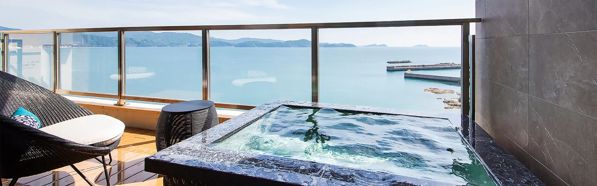 和歌の浦温泉 萬波 MANPA RESORT