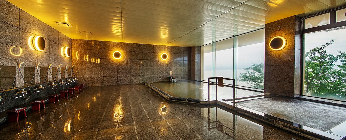 和歌の浦温泉　萬波　MANPA RESORT