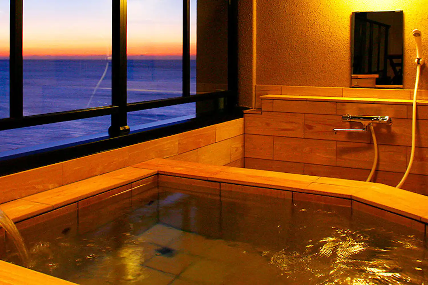 Kamar mandi terbuka pribadi