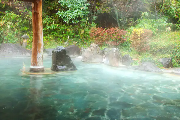 บ่อน้ำพุร้อนกลางแจ้ง