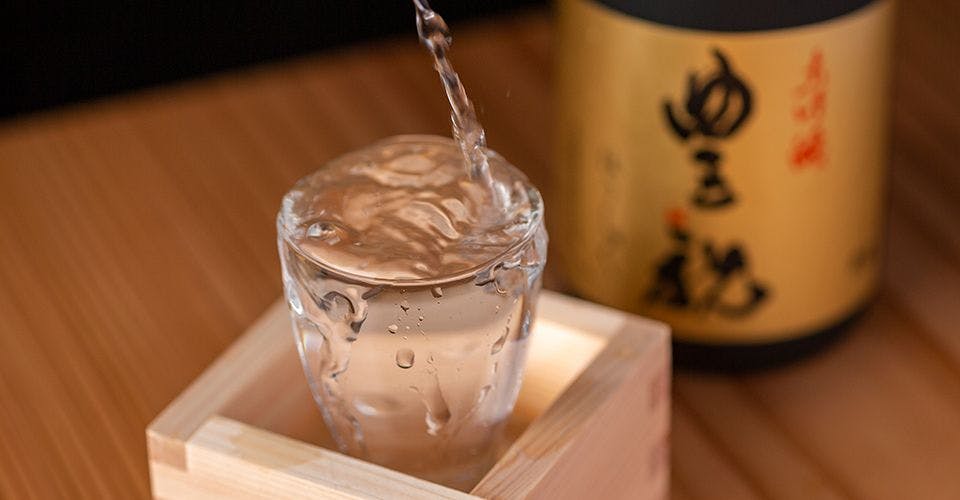 Khách sạn chủ đề rượu sake đầu tiên trên thế giới