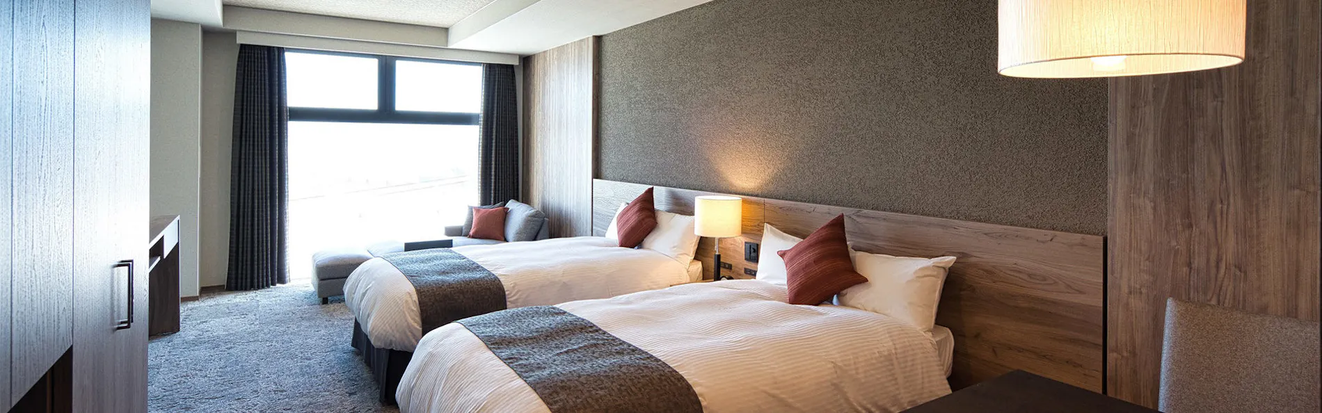 ホテル&コンドミニアム 一花【HITOHANA】