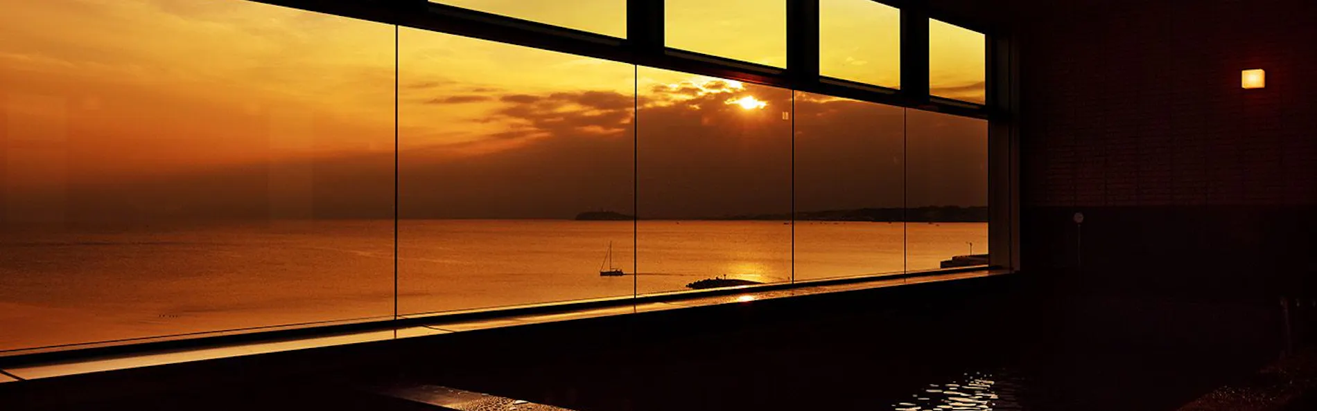 葉山うみのホテル