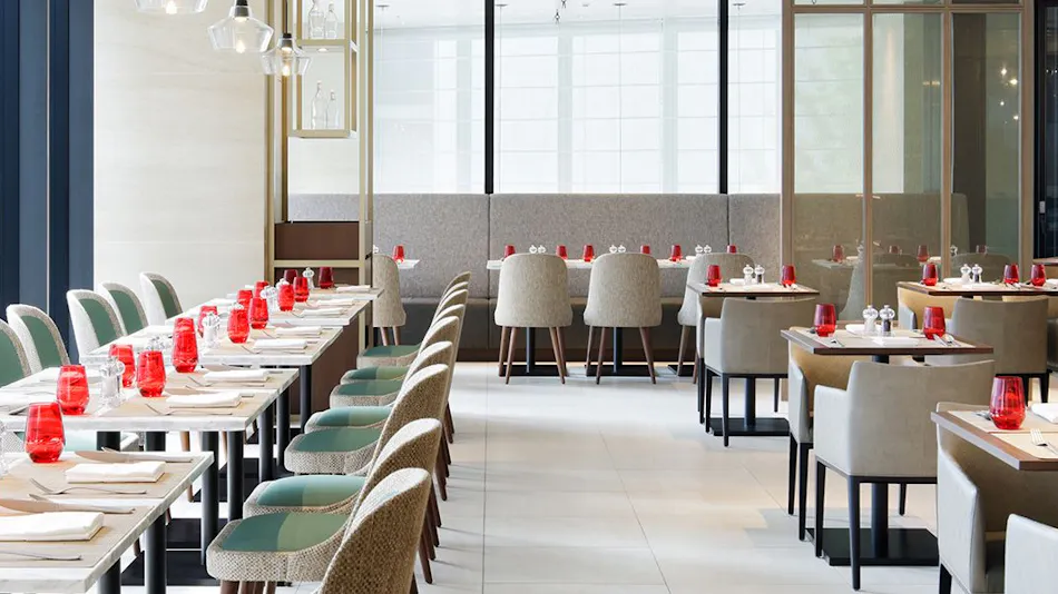 Courtyard by Marriott Osaka Honmachi