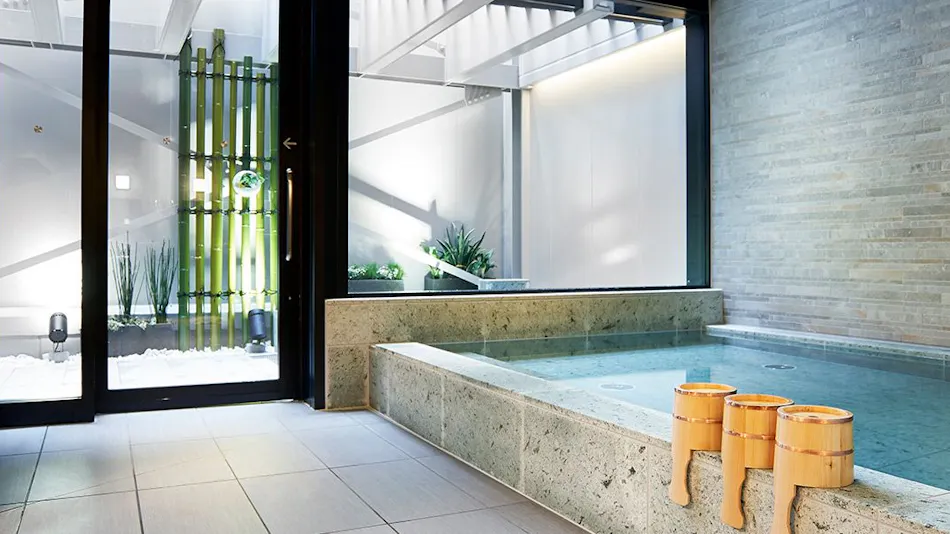 Courtyard by Marriott Osaka Honmachi