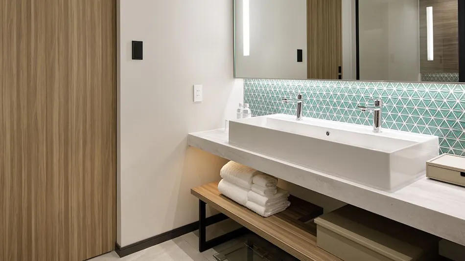 Courtyard by Marriott Osaka Honmachi