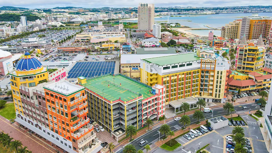 Lequ Okinawa Chatan Spa & Resort