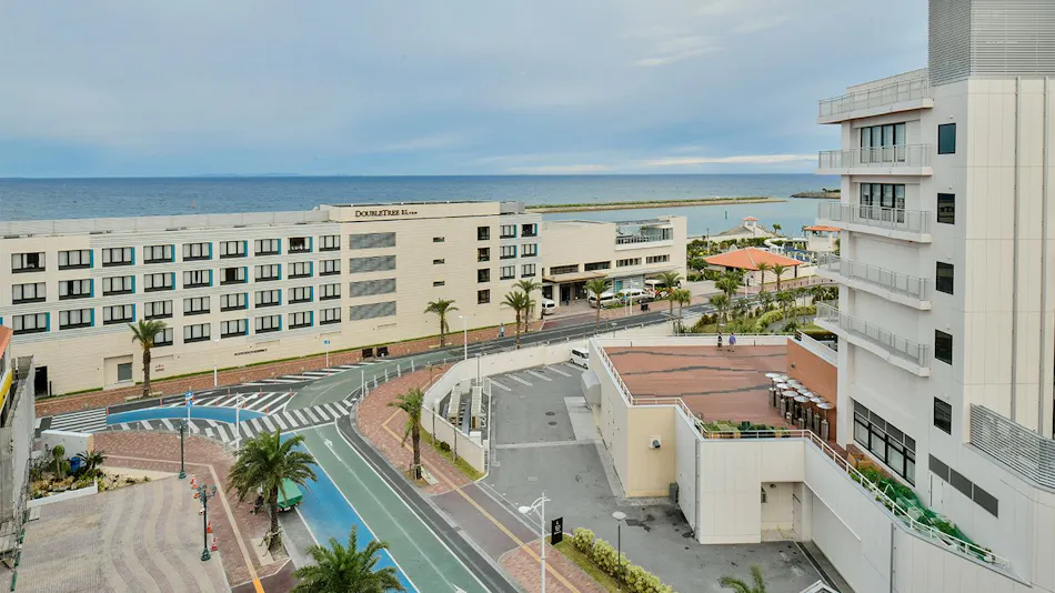Lequ Okinawa Chatan Spa & Resort