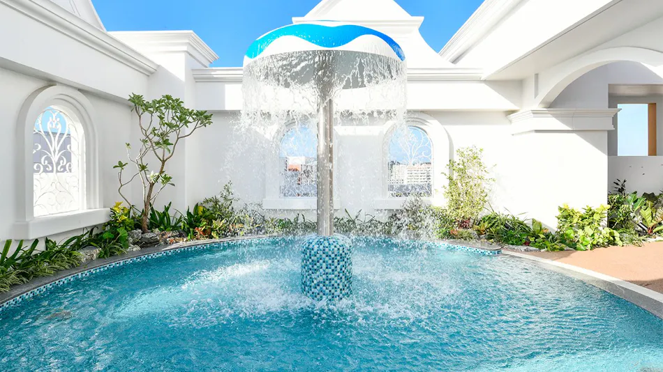 Lequ Okinawa Chatan Spa & Resort