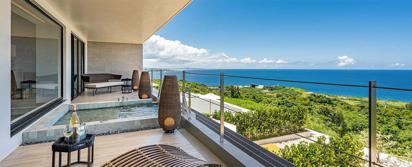 ห้องสวีทพาโนรามาวิวทะเล