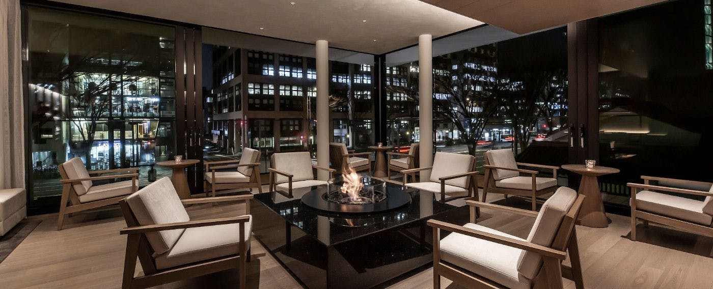 アイコニックラウンジ