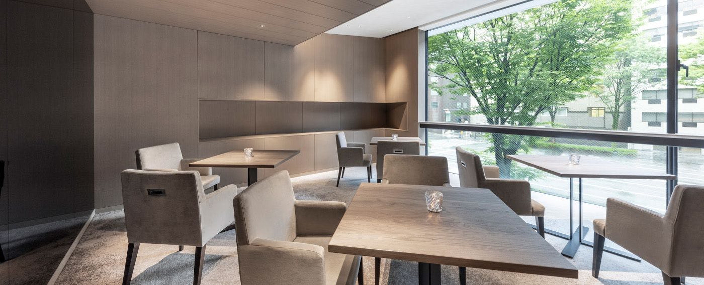 アイコニックラウンジ