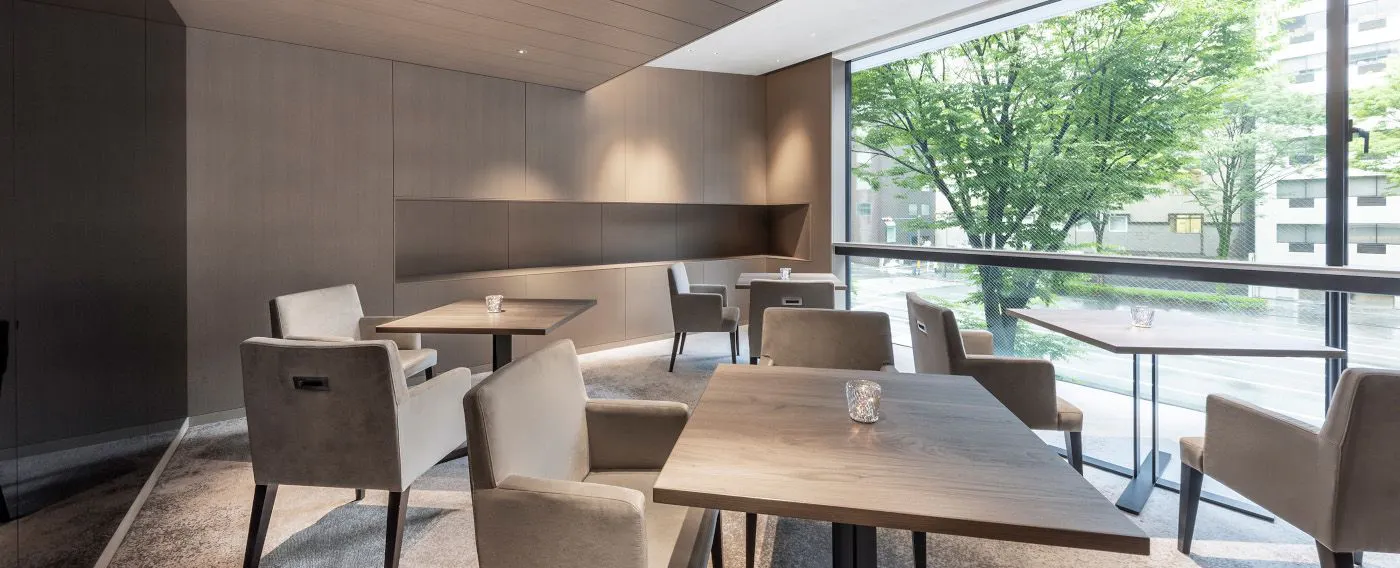 アイコニックラウンジ