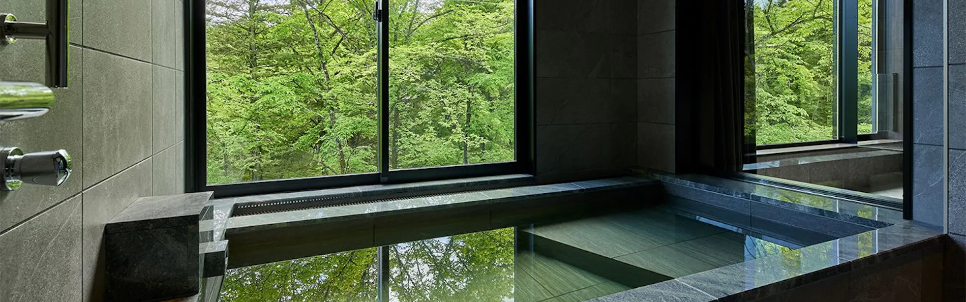 ふふ 旧軽井沢 -静養の森-