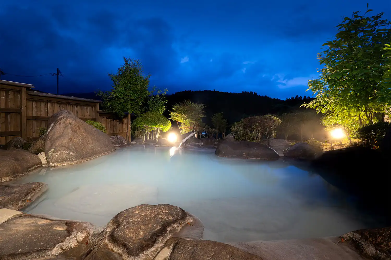 น้ำพุร้อน