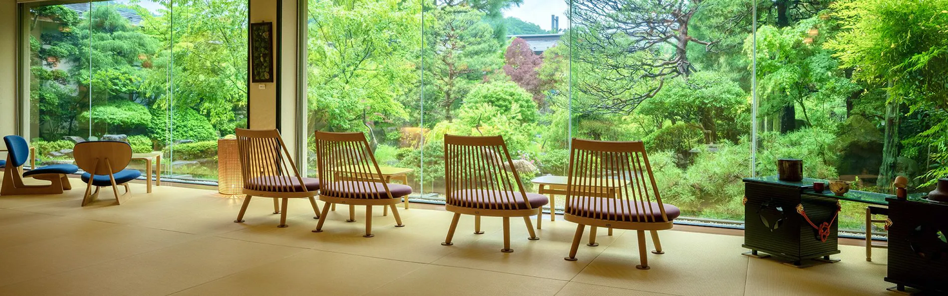 ほほえみの空湯舟つるや