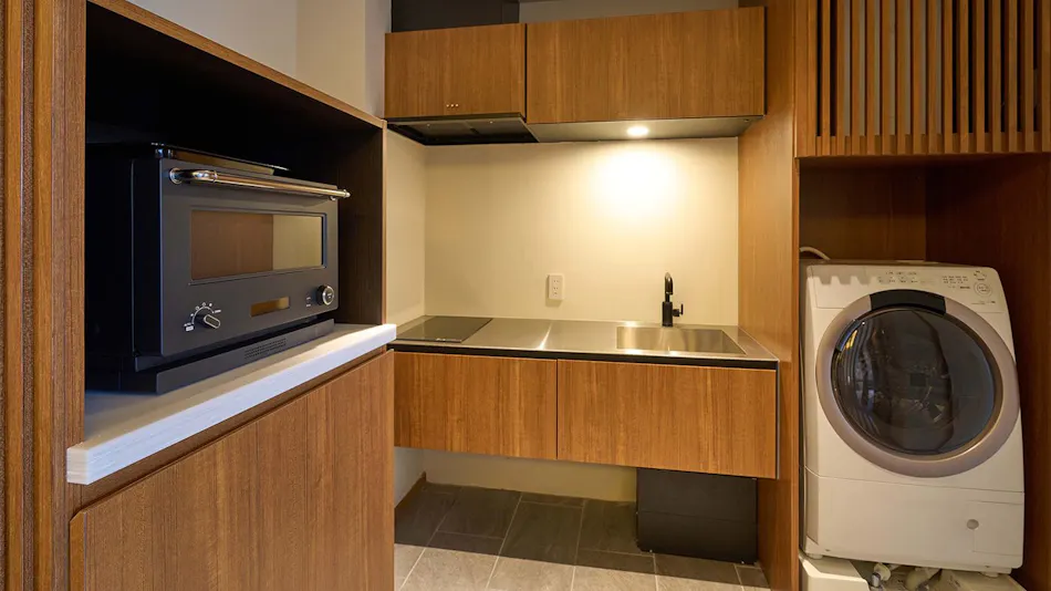 BATON SUITE Okinawa Kouri Island