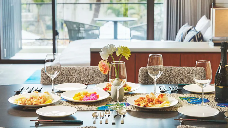 BATON SUITE Okinawa Kouri Island