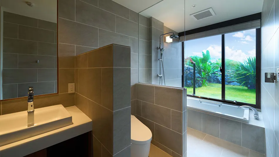 BATON SUITE Okinawa Kouri Island
