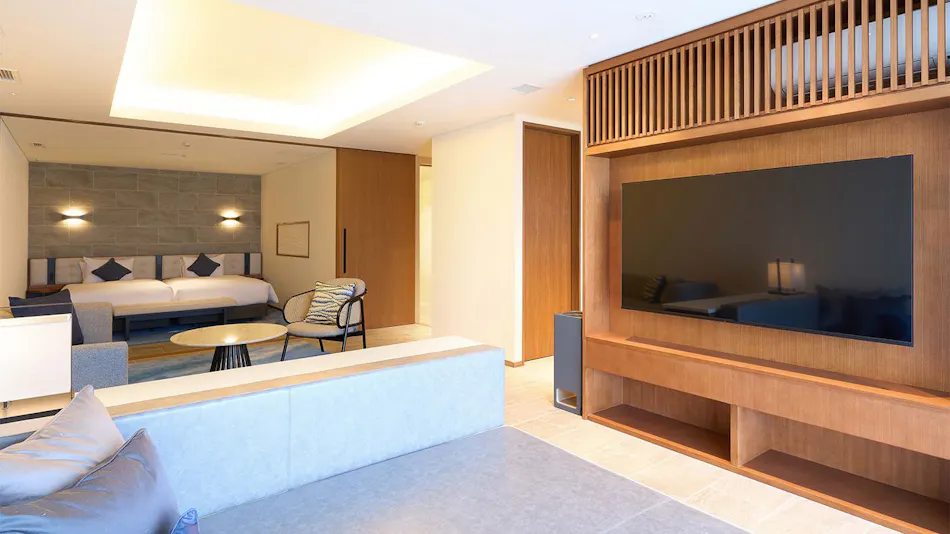 BATON SUITE Okinawa Kouri Island